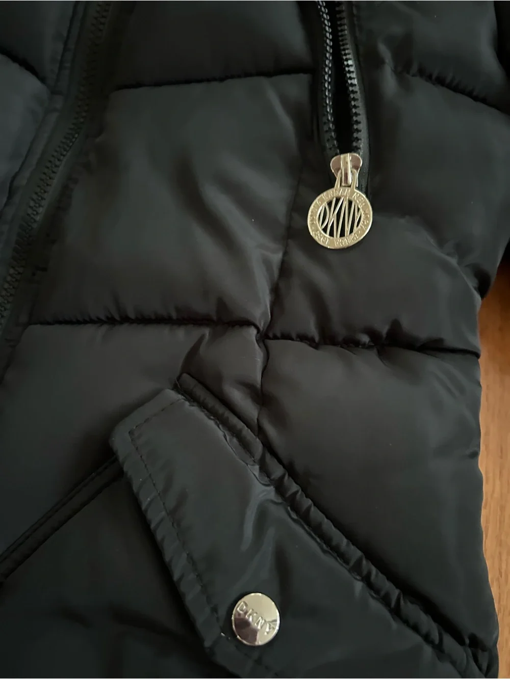 DKNY Girls Black Puffer Coat Sherpa Hood Size M (10/12)